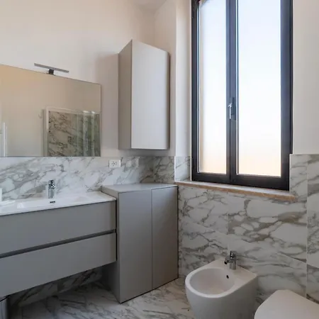 Appartamento Mm San Giovanni Roma